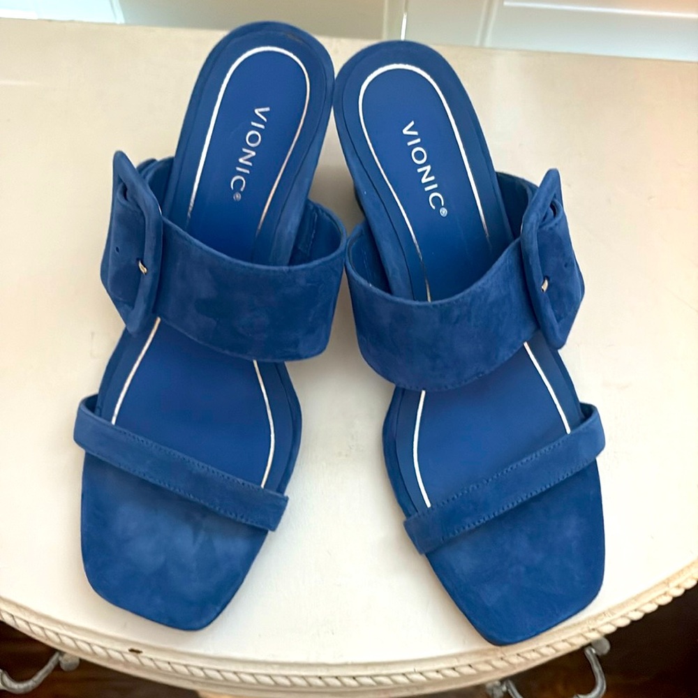 Vionic sandals